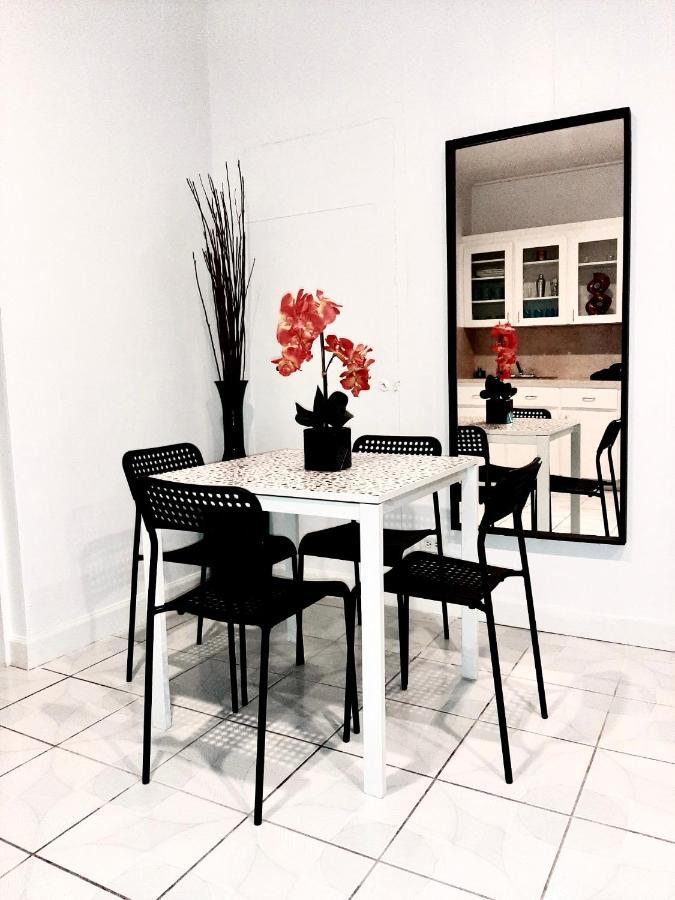 Hallandale Studio With Pool Apartment ฮาลลันเดลบีช ภายนอก รูปภาพ