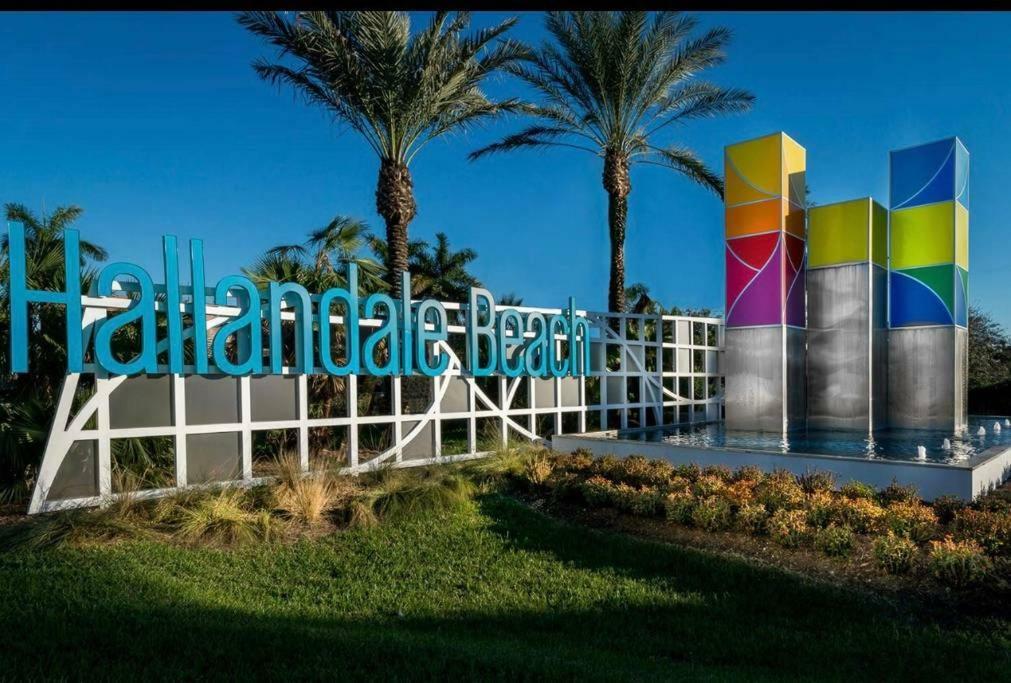 Hallandale Studio With Pool Apartment ฮาลลันเดลบีช ภายนอก รูปภาพ